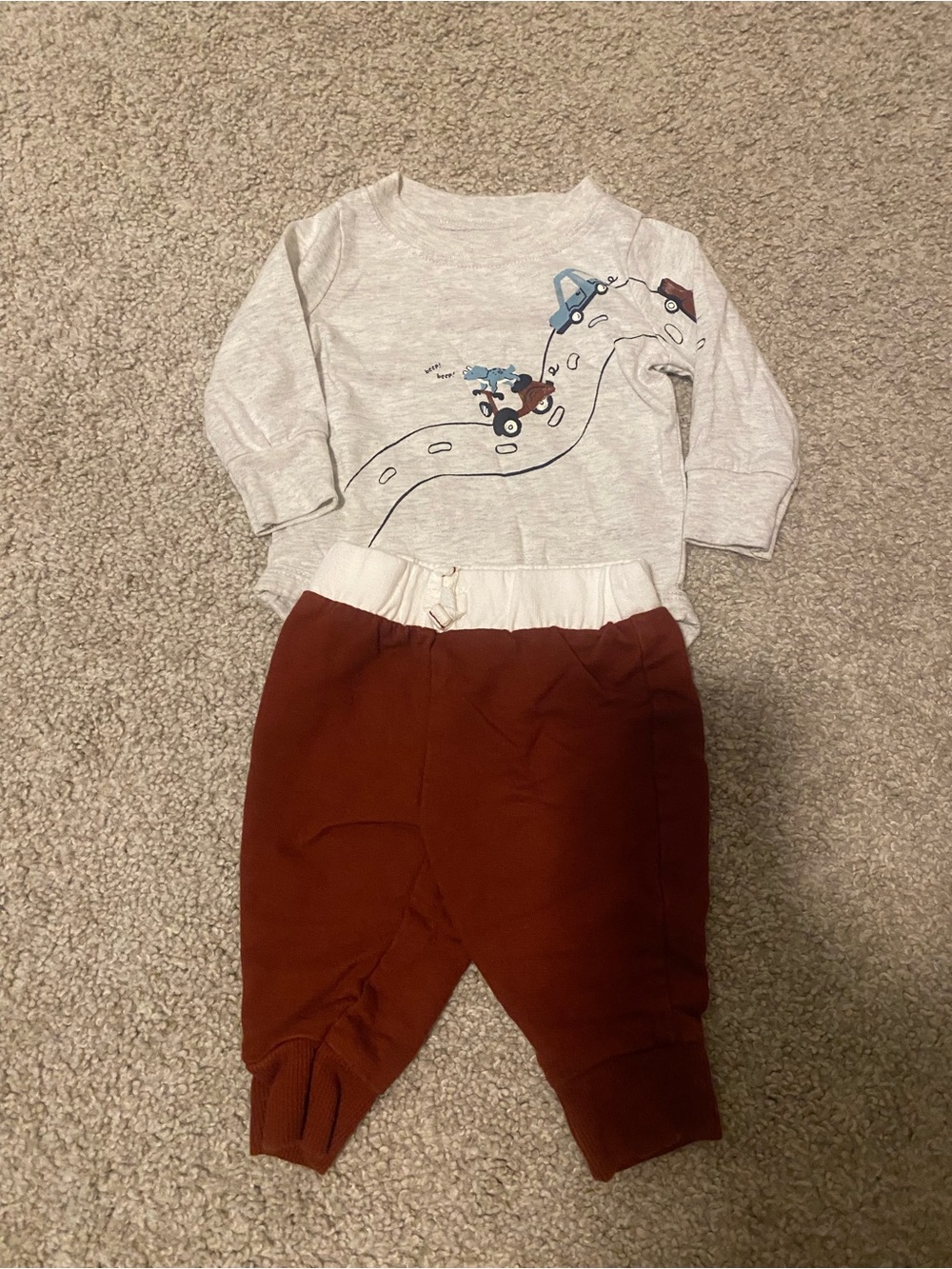 Carter's Cream & Rust Baby Matching Set with Car Print